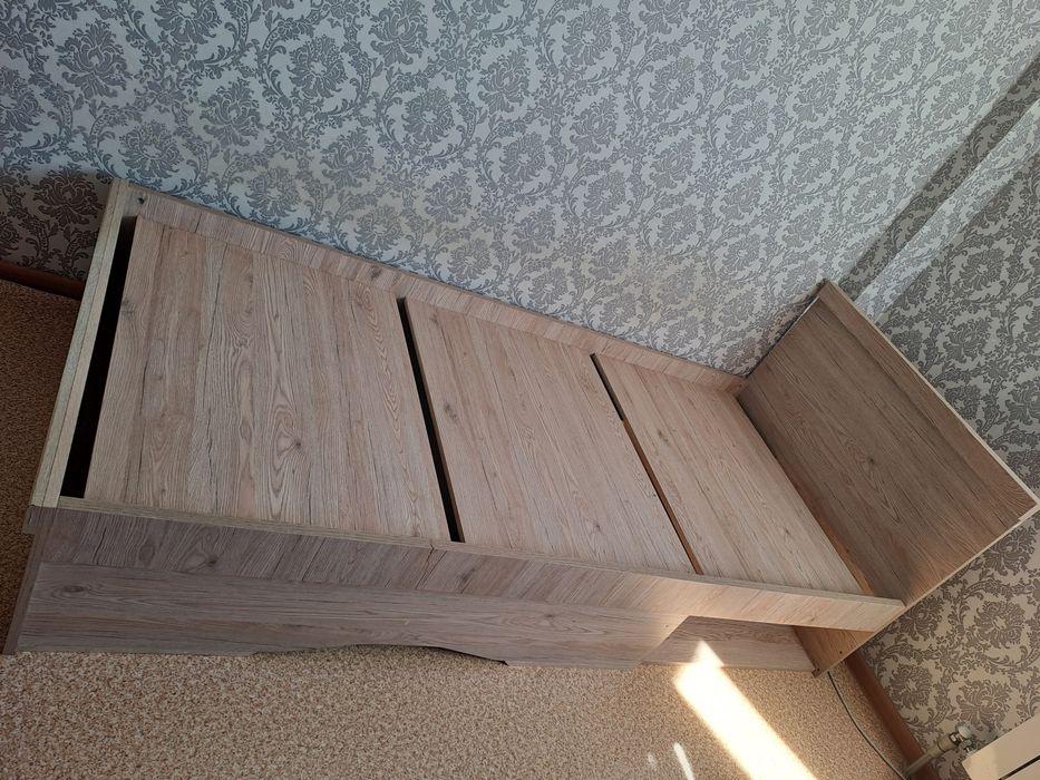 Продам кровать в хорошем состоянии.