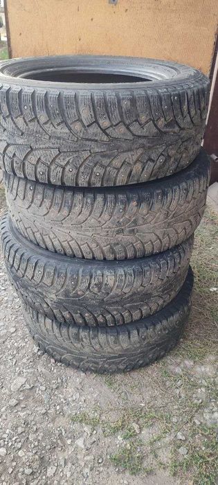 Продам шины зимние 235/60/r16