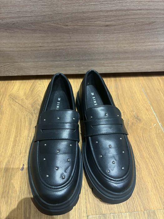 Женски обувки 39 номер