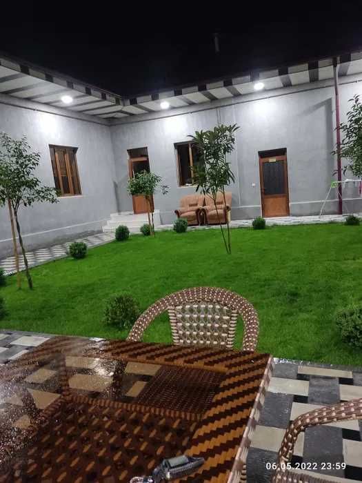 Янги Тош Ми постдан кирганда файзли ховли сотилади. NR494/45