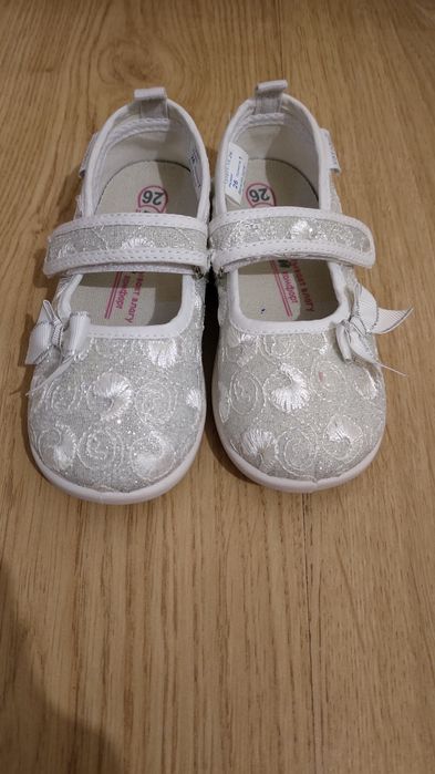 Туфли на девочку нарядные Котофей