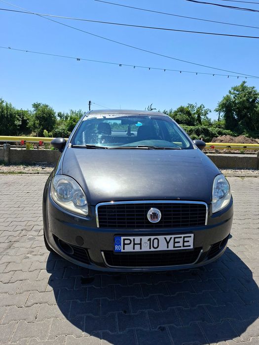 Masina auto Fiat Linea