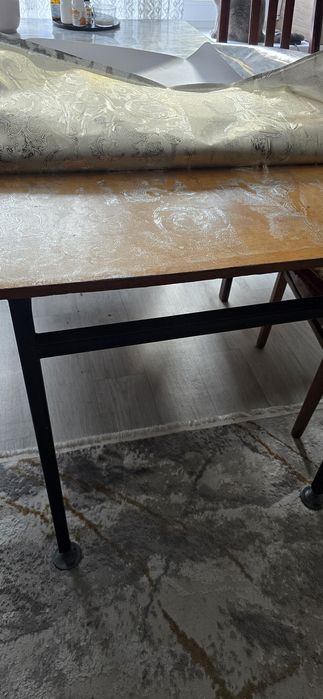 Продам большой стол