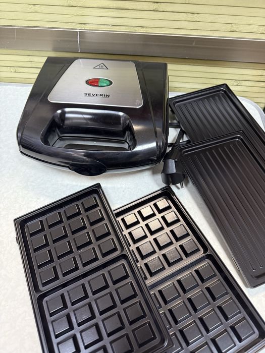 Тостер за сандвичи Severin 3in1