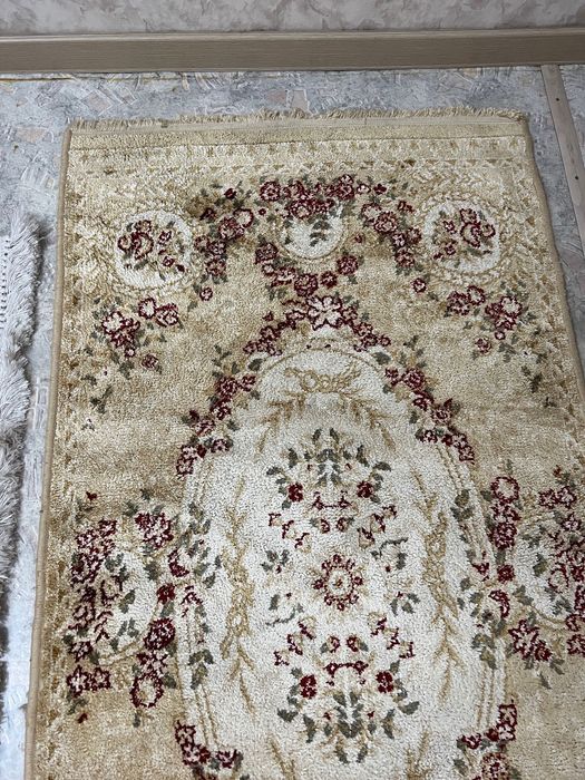 Шелковая ковровая дорожка