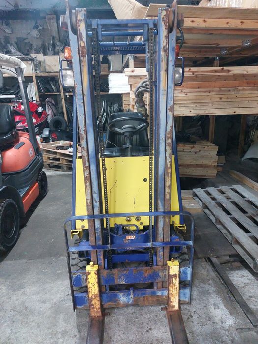 Погрузчик Каматсу 09