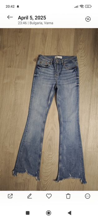 Различни модели дънки Zara