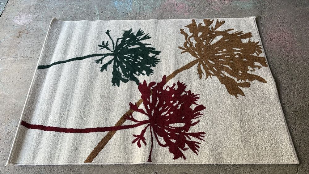 Covor modern cu model floral – 150 x 120 cm