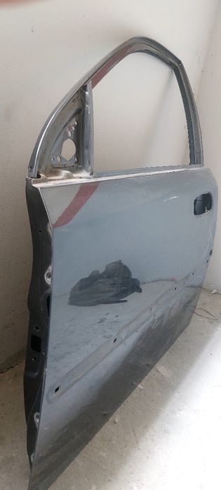 Jentra chap oldi eshik