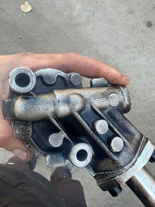 Продам Масляный насос б/у