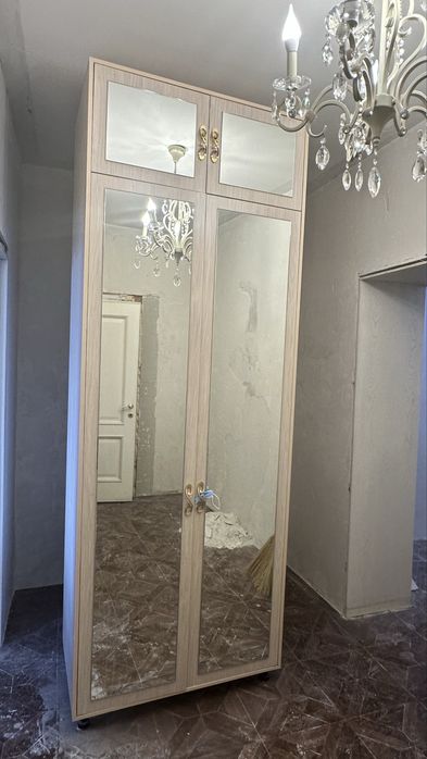 Продам шкафы 2шт ,