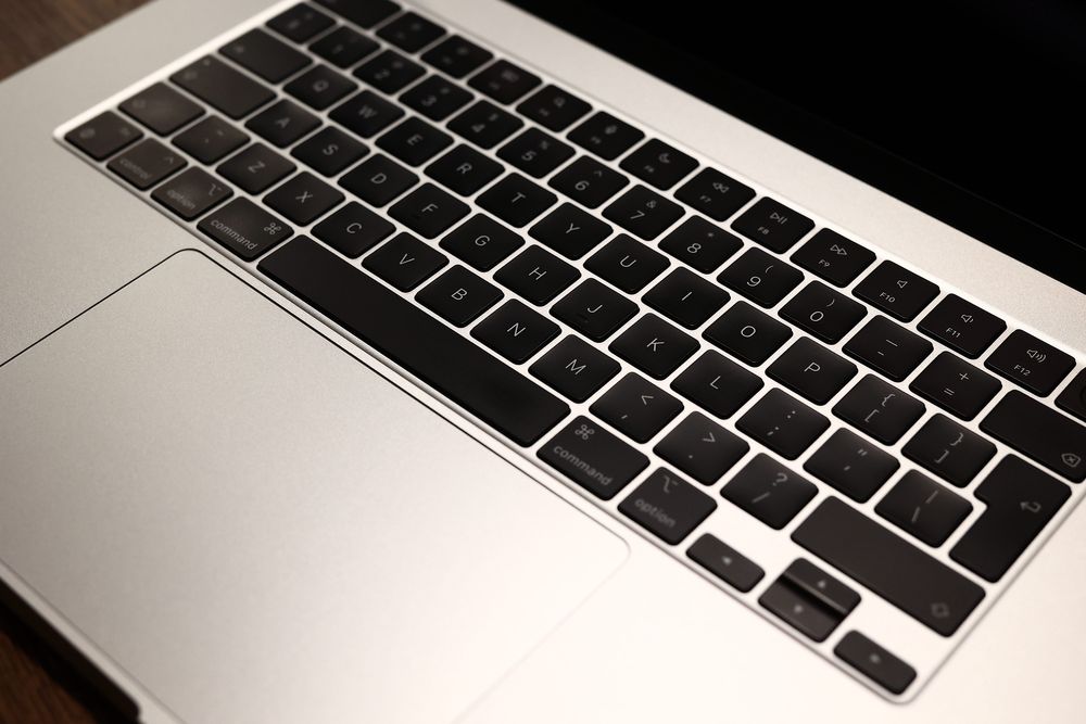 Macbook Air m2 15 inch