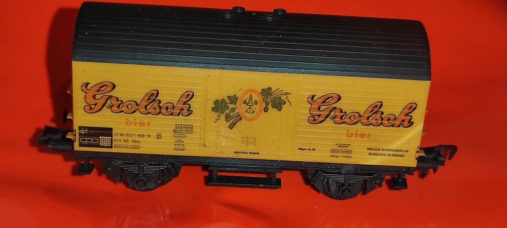 FLEISCHMANN
15 vagoane vagonase pt. trenulet electric vechi ho /16.5