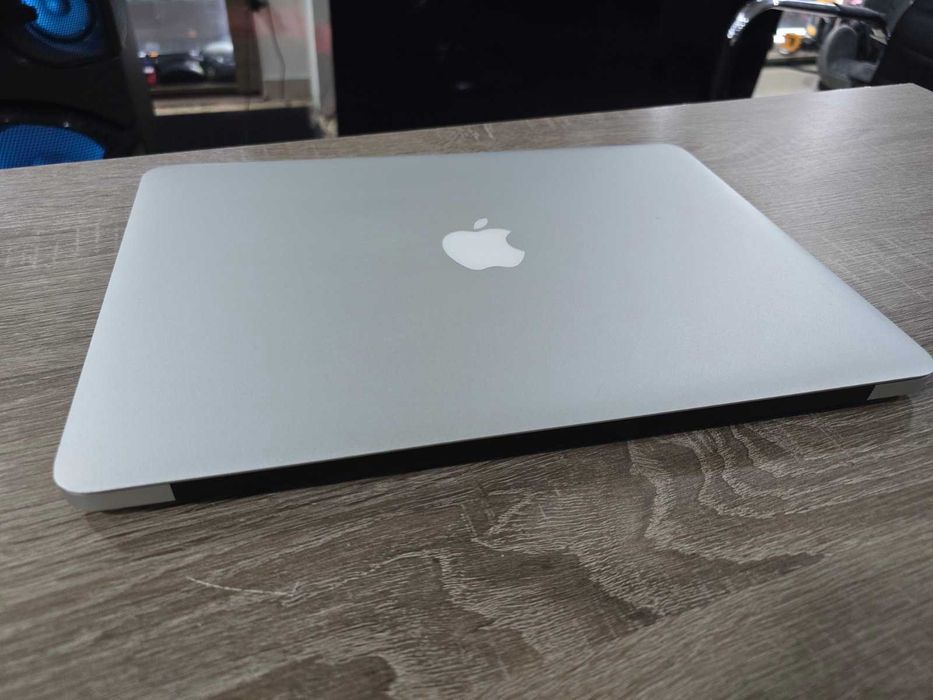 Лаптоп MacBook Air (13-inch,Mid 2013)