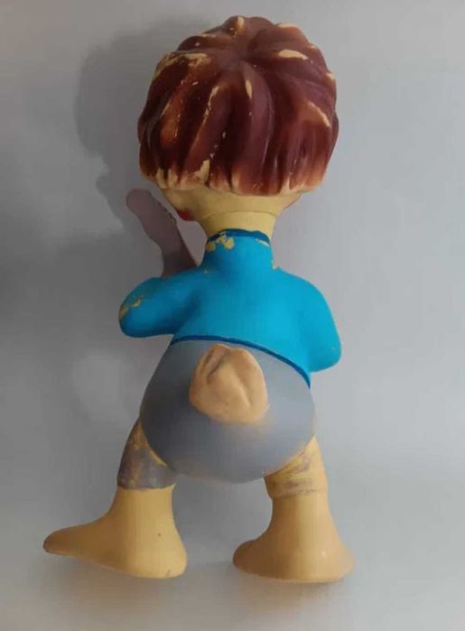 Jucarie Aradeanca veche ,din cauciuc, Donald cu chitara, de colectie