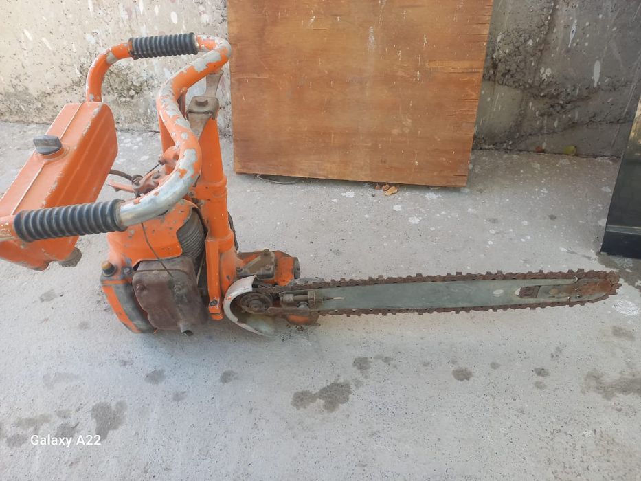 продом Бензопила "урал"