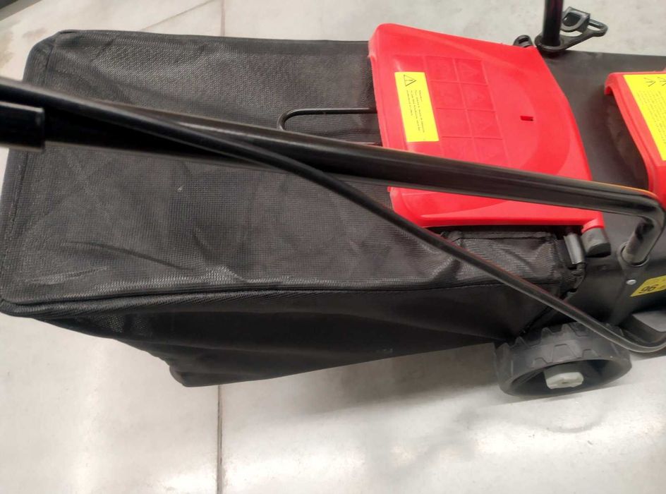 Електрическа косачка за трева E 300 1000 W, 300 mm 28 l. кош