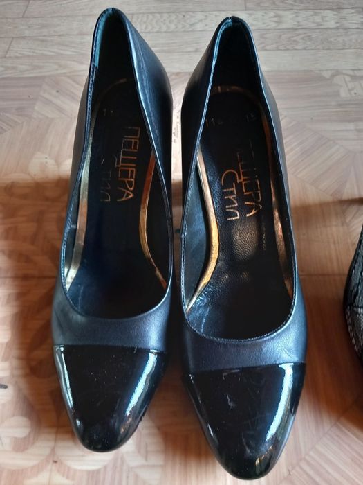 Дамски обувки официални български