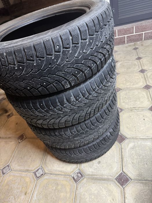 Зимняя шипованна резина