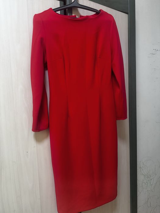 Одежда ( пальто и платья)