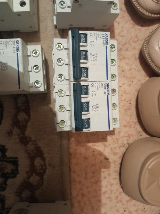 Продам электро автоматы