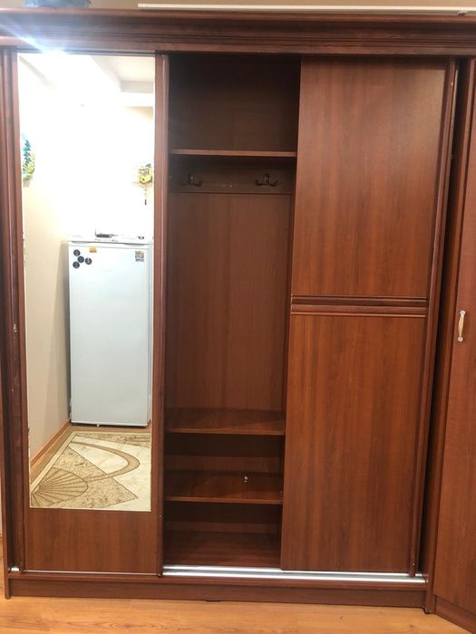 Продаю шкаф очень вместительный