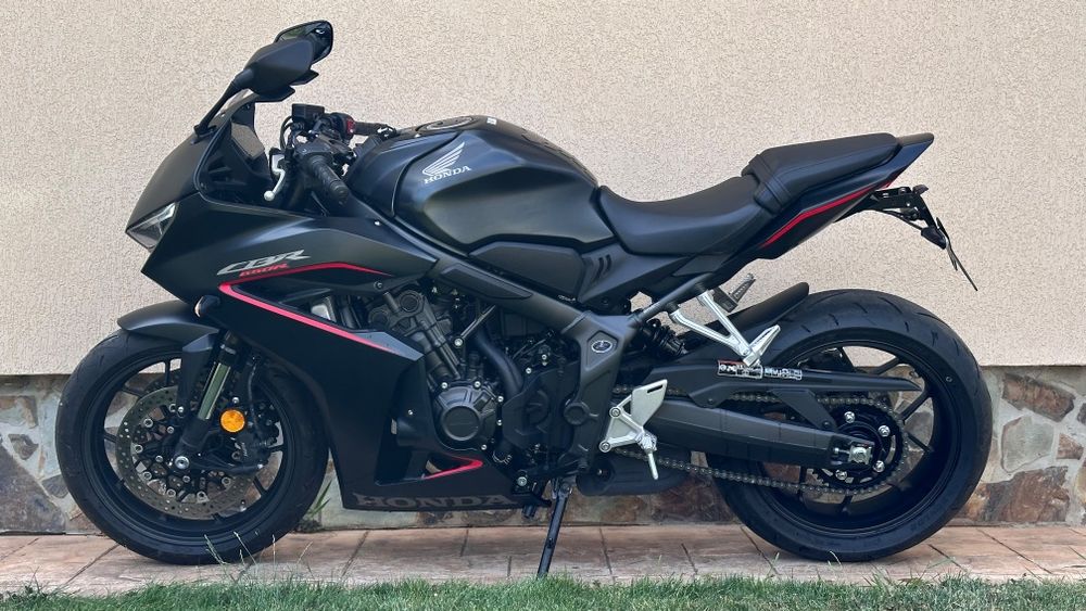 Honda CBR 650 R categria a2