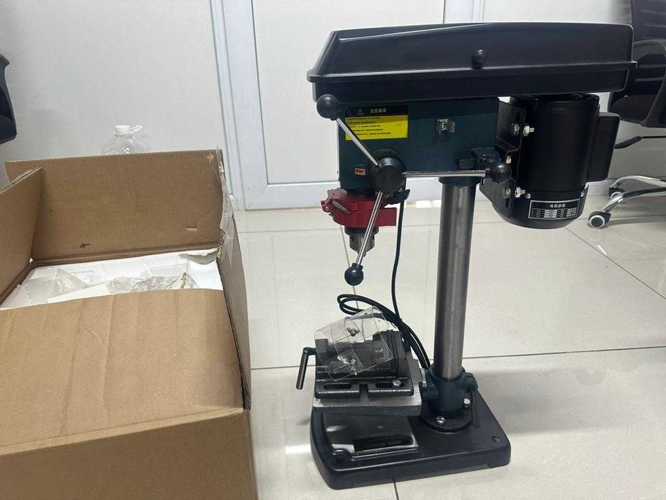 сверлильный станок FS-Q4116A