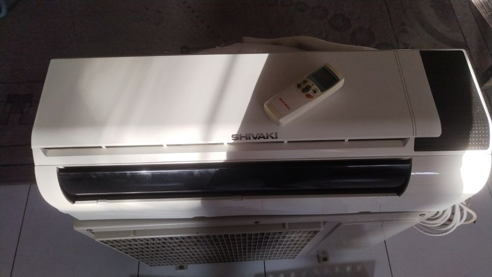 Срочна  продаю  свой  кондиционер (12( идеальной состояние