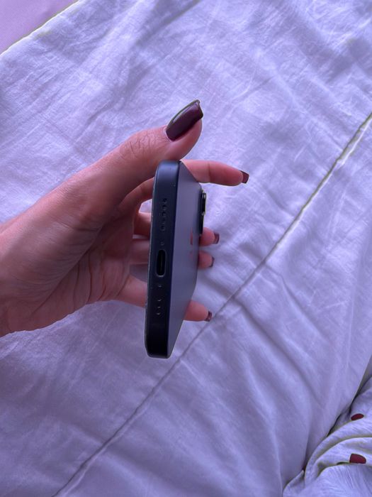Iphone 15 titanium black 128 GB