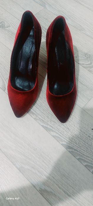 Туфли 37размер 15тыс