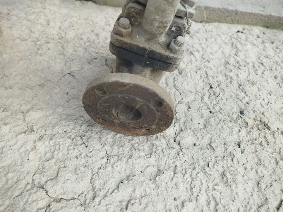 Винтель сотилади 300000