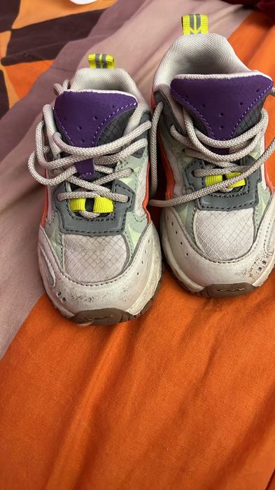 Бебешки обувчици