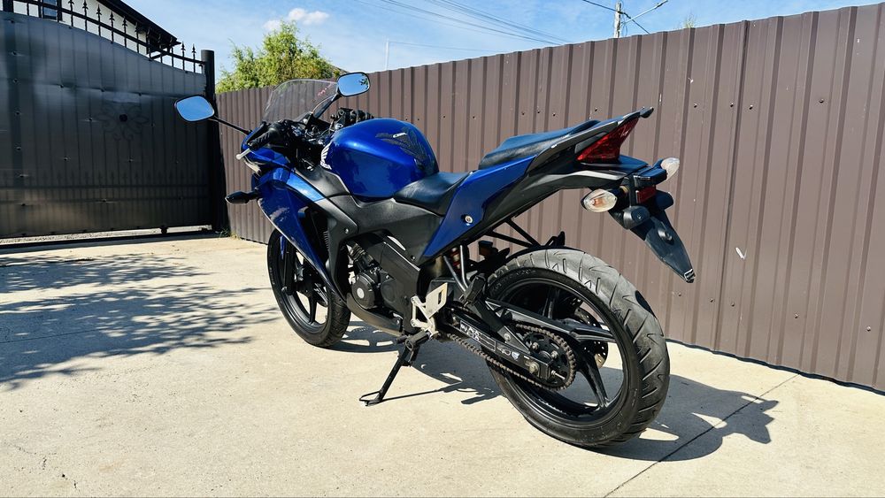 Honda CBR 125cc 2014 A1 Nu(Yamaha/Suzuki/KTM)