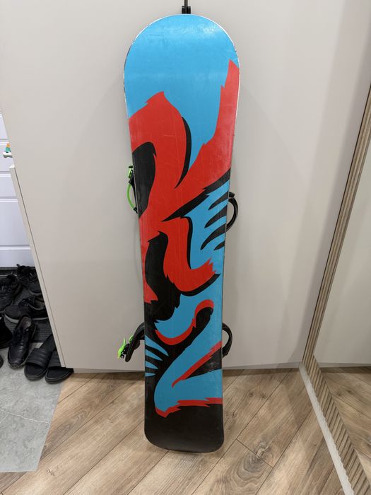 Сноуборд и ботинки k2 , очки termit , шлем