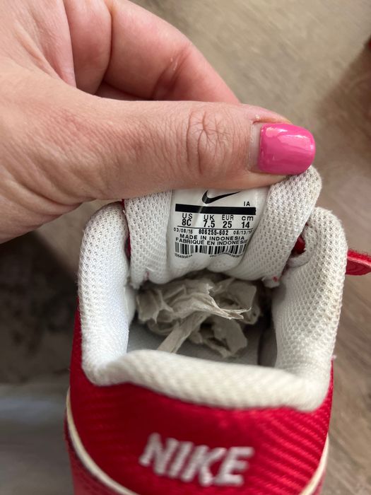 Маратонки Nike 25номер