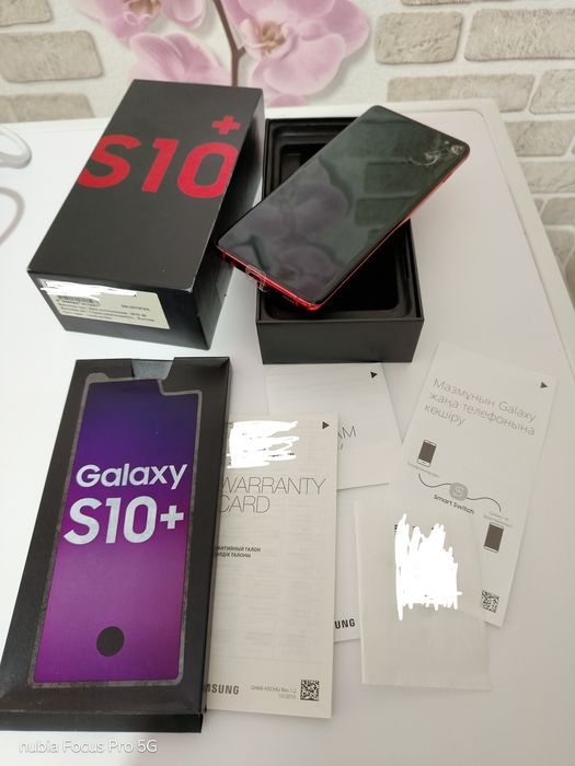 Продам Samsung Galaxy S10+