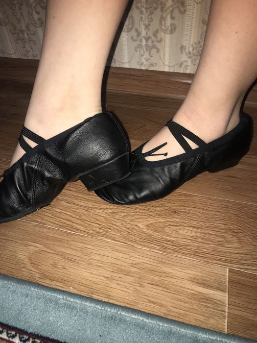 Испанские чёрные туфли (балетки)