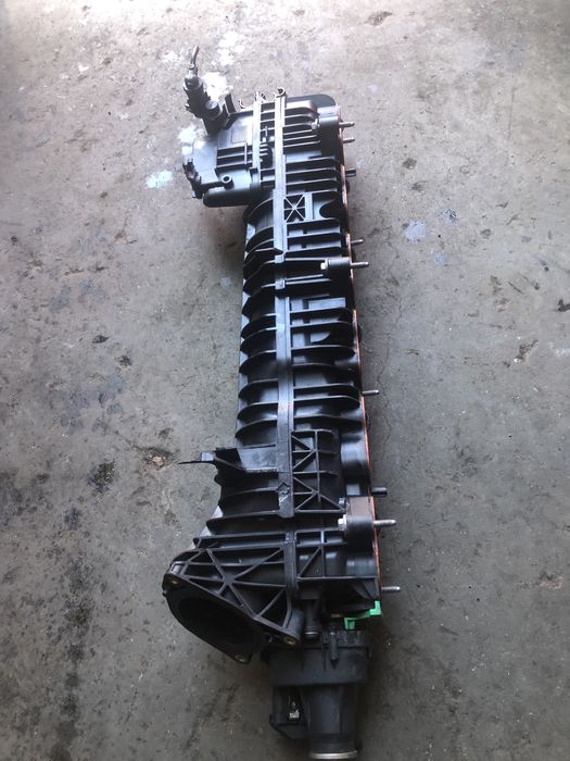 Всмукателен колектор бмв ф10/11 535д 313 ( kolektor bmw f10 535d 313hp