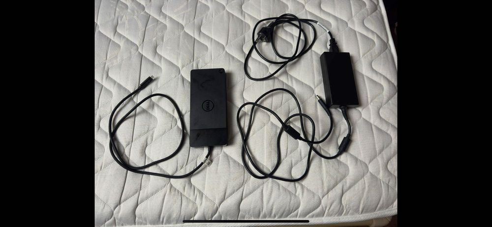 Dell Dock wd19 Докинг Станция + Зарядно 130W
