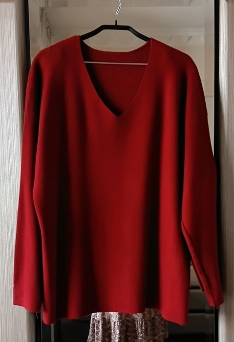 Костюм женский, шерсть 56рр