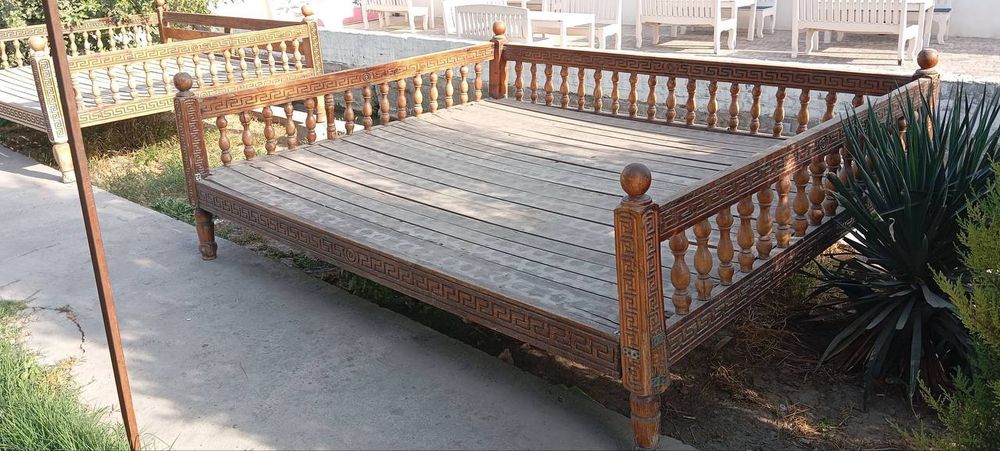 Тапчан сотилади холати уртача хали ишлатса болади