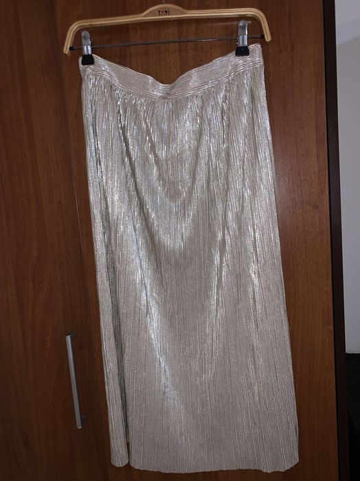 Fusta zara marimea M