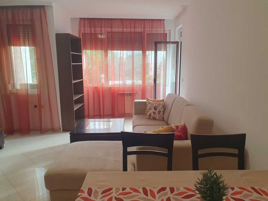 Дава се под наем Двустаен апартамент в София, Стрелбище - 55 кв.м за 650 € - Снимка #2