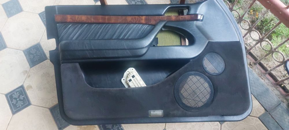 Обшивки дверей Мерседес w140