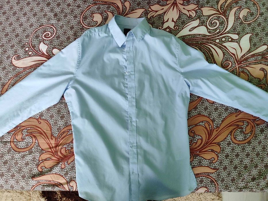 Официална мъжка риза с вътрешни и външни копчета, размер М