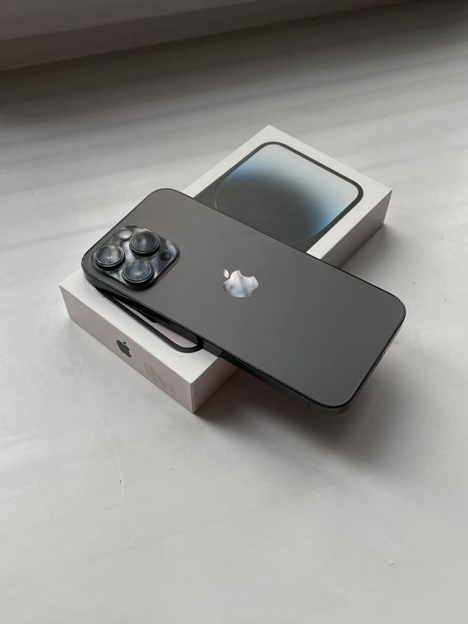 Продам Iphone 14 pro max 1 tb