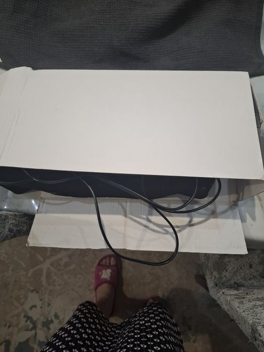 Продам фен-щетка для укладки  волос