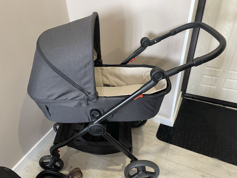 Коляска Anex IQ 3 в 1 (люлька + прогулка + багги)