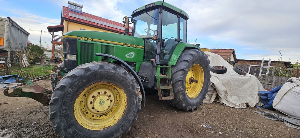 Tractor john deere model 7800